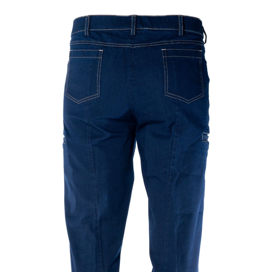 Shops men's jeans for riding horses