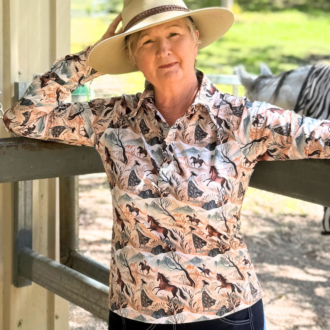 Collar and Cuff in Wayfarer