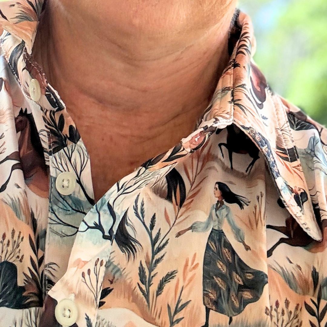 Collar and Cuff in Wayfarer