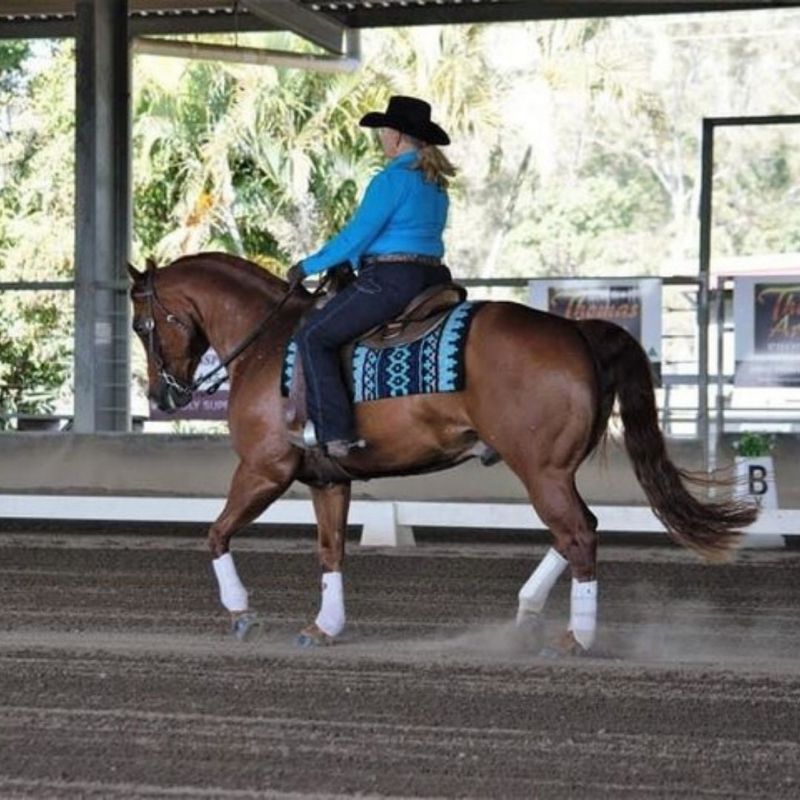 woman in her horizon jeans in motion
